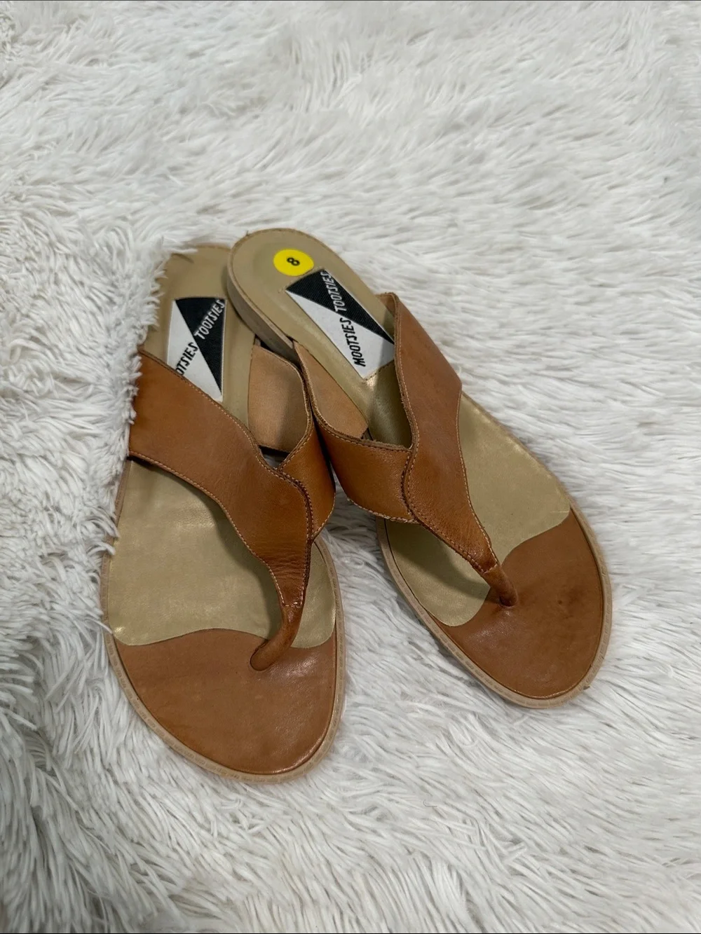 🥕 NWT Mootsie Tootsies Leather Flip Flops